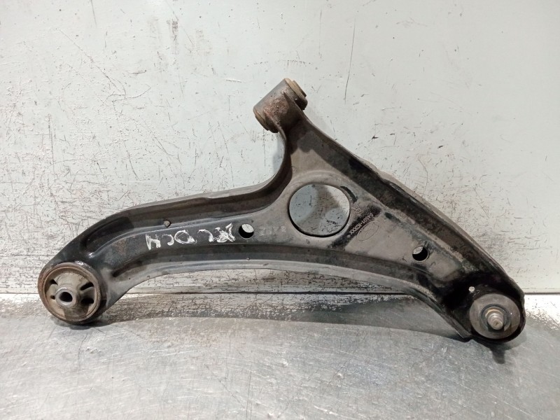 Recambio de brazo suspension inferior delantero derecho para hyundai getz (tb) 1.1 referencia OEM IAM 54501ICXXX  
