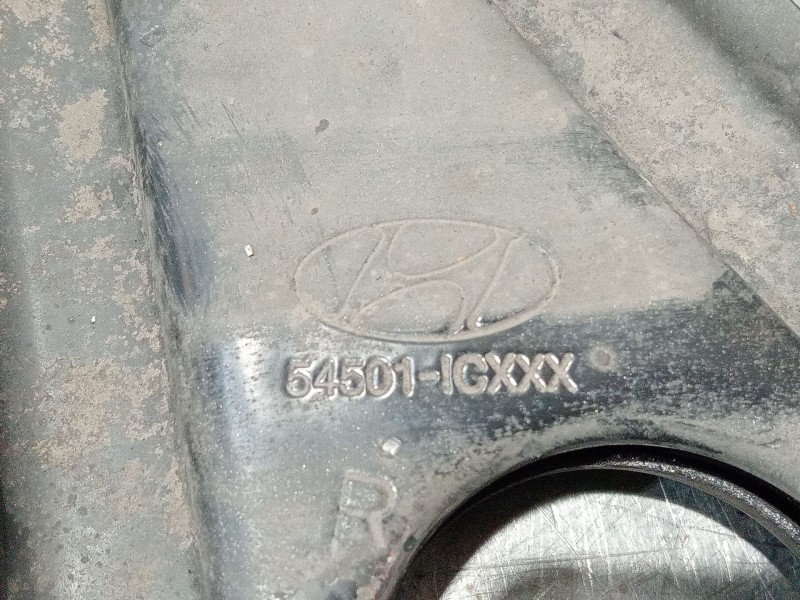 Recambio de brazo suspension inferior delantero derecho para hyundai getz (tb) 1.1 referencia OEM IAM 54501ICXXX  