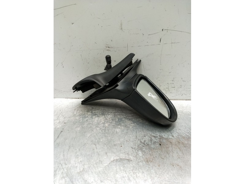 Recambio de retrovisor derecho para opel corsa b eco referencia OEM IAM manual  