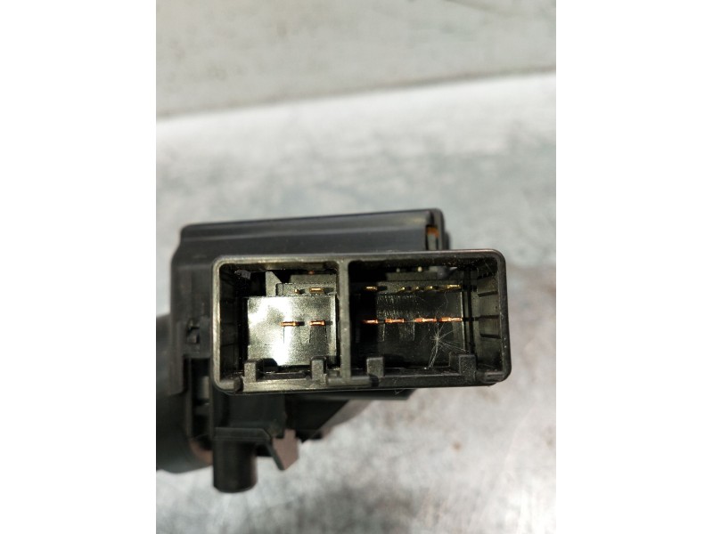 Recambio de mando limpia para toyota yaris live referencia OEM IAM 0d18017f904  