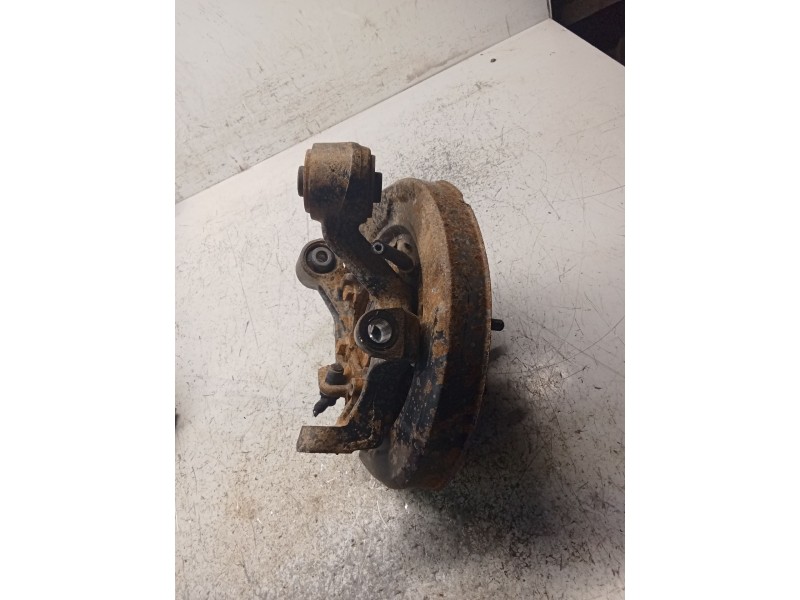 Recambio de mangueta trasera derecha para mitsubishi montero iv (v8_w, v9_w) 3.2 di-d 4wd (v98w, v88w) referencia OEM IAM   TAMB
