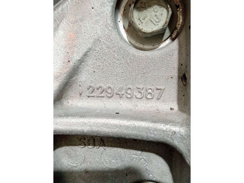 Recambio de mangueta trasera derecha para opel insignia b sports tourer (z18) 2.0 cdti (35) referencia OEM IAM 22949387  