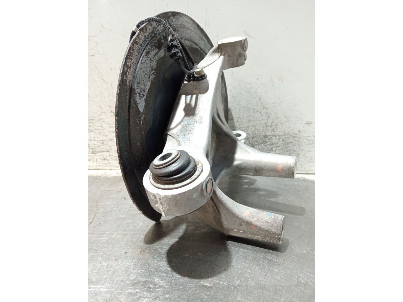 Recambio de mangueta trasera izquierda para opel insignia b sports tourer (z18) 2.0 cdti (35) referencia OEM IAM 22949386  
