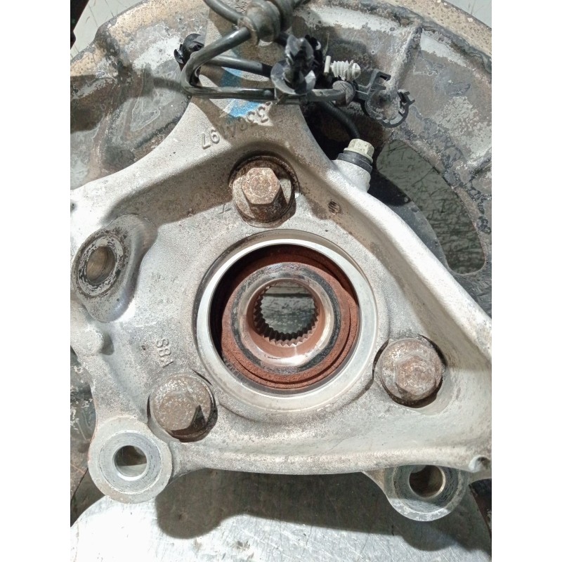 Recambio de mangueta delantera izquierda para opel insignia b sports tourer (z18) 2.0 cdti (35) referencia OEM IAM 23384197  