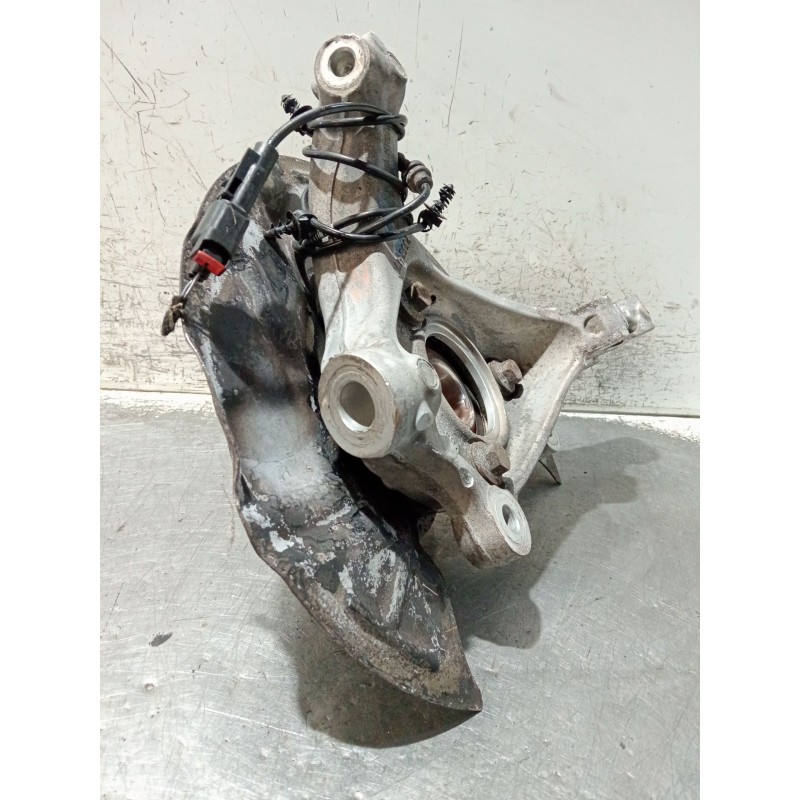 Recambio de mangueta delantera izquierda para opel insignia b sports tourer (z18) 2.0 cdti (35) referencia OEM IAM 23384197  