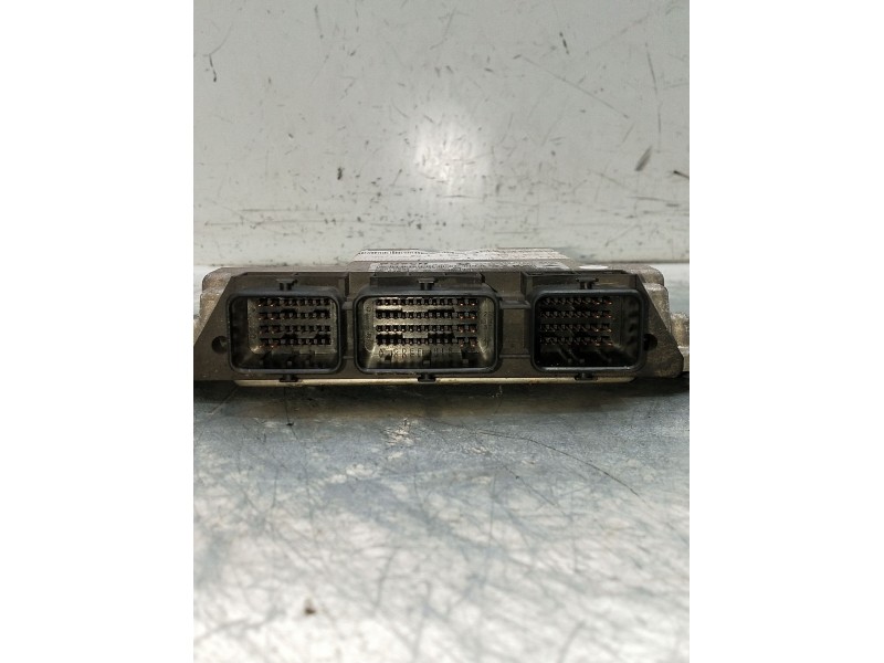 Recambio de centralita motor uce para peugeot 308 sw urban referencia OEM IAM 028101387296539589809664843780  