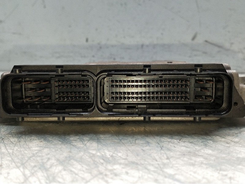 Recambio de centralita motor uce para toyota yaris live referencia OEM IAM   