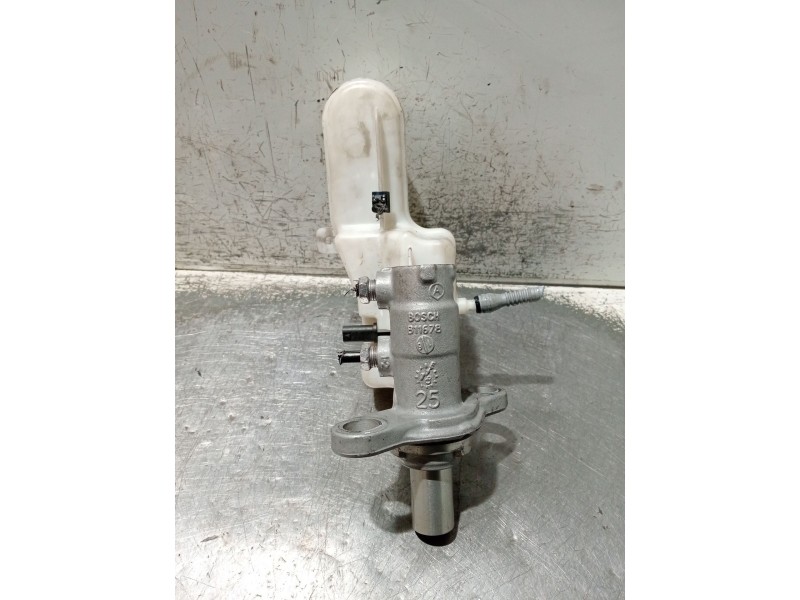 Recambio de bomba freno para opel insignia b sports tourer (z18) 2.0 cdti (35) referencia OEM IAM 811678 0204820762 17304869691