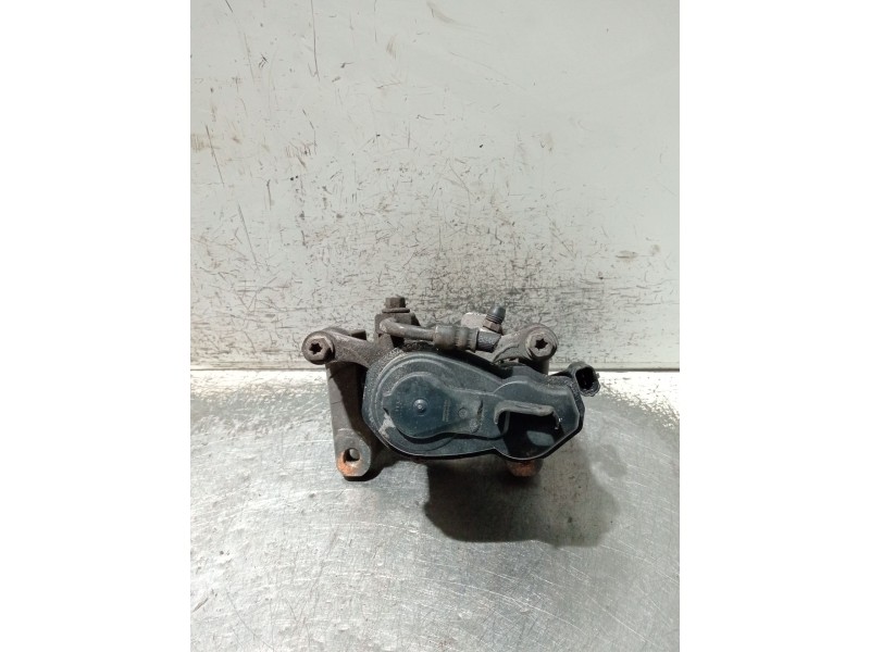 Recambio de pinza freno trasera derecha para opel insignia b sports tourer (z18) 2.0 cdti (35) referencia OEM IAM A002C772B 1455