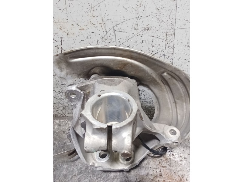 Recambio de mangueta delantera izquierda para bmw serie x3 (g01) referencia OEM IAM 11577210  