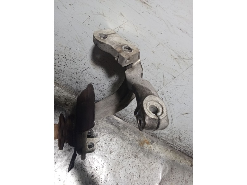 Recambio de mangueta delantera izquierda para audi a6 berlina (4f2) 2.0 tdi referencia OEM IAM   