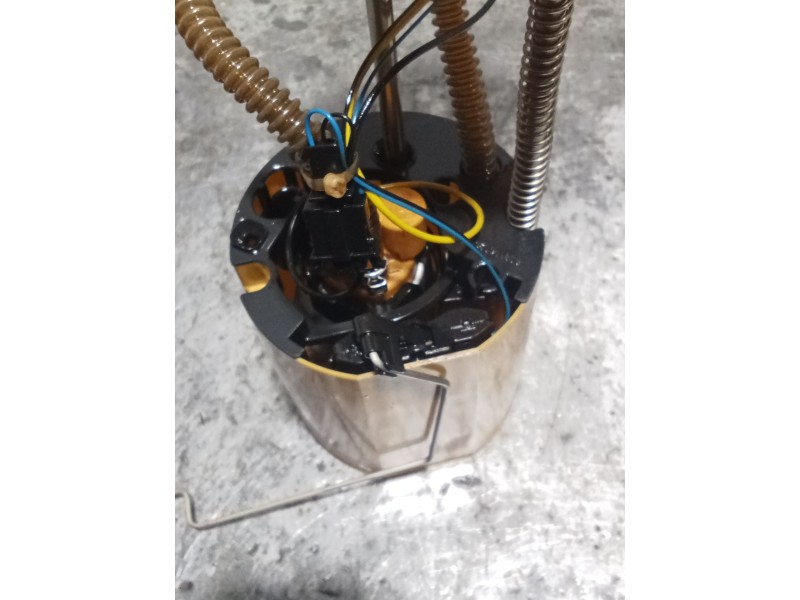 Recambio de bomba combustible para audi a6 berlina (4f2) 2.0 tdi referencia OEM IAM A2C530283794F0919050  