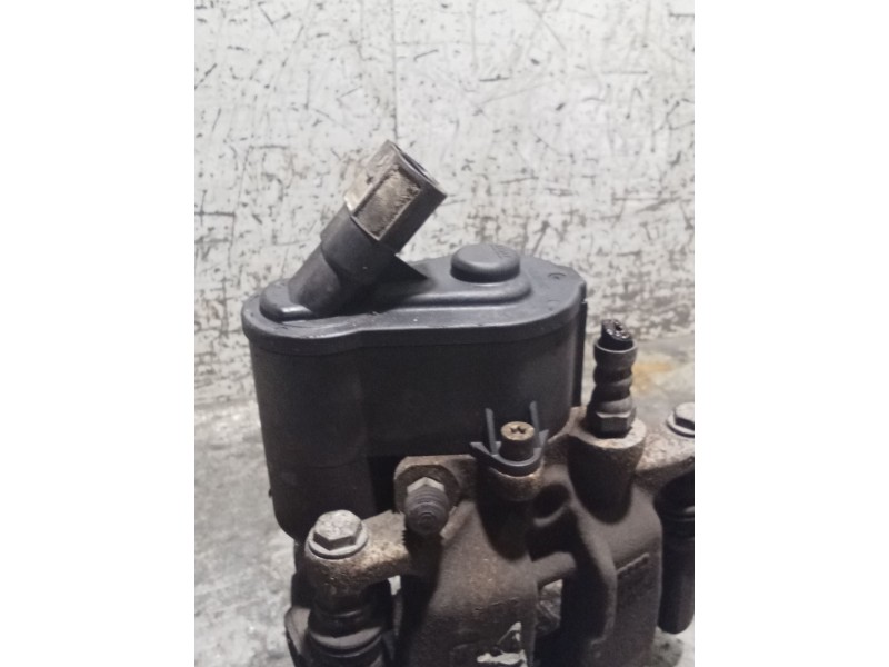 Recambio de pinza freno trasera izquierda para audi a6 berlina (4f2) 2.0 tdi referencia OEM IAM 01030286  