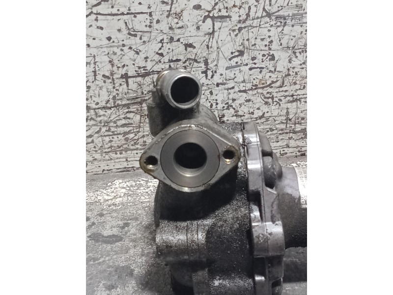 Recambio de bomba direccion para audi a6 berlina (4f2) 2.0 tdi referencia OEM IAM 4F0145156C7651955150  