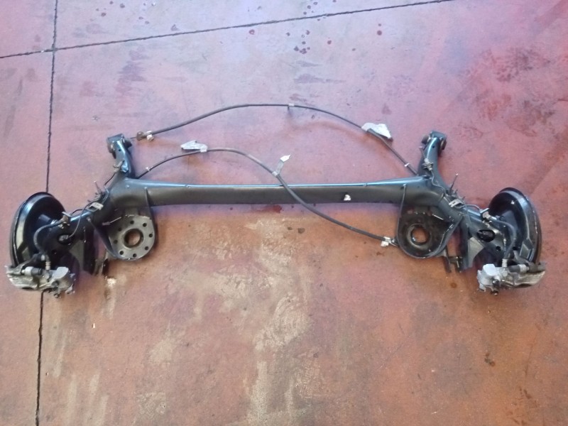 Recambio de puente trasero para toyota yaris active referencia OEM IAM   DISCO/ABS