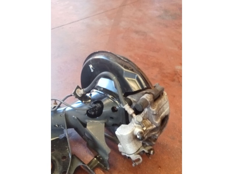 Recambio de puente trasero para toyota yaris active referencia OEM IAM   DISCO/ABS