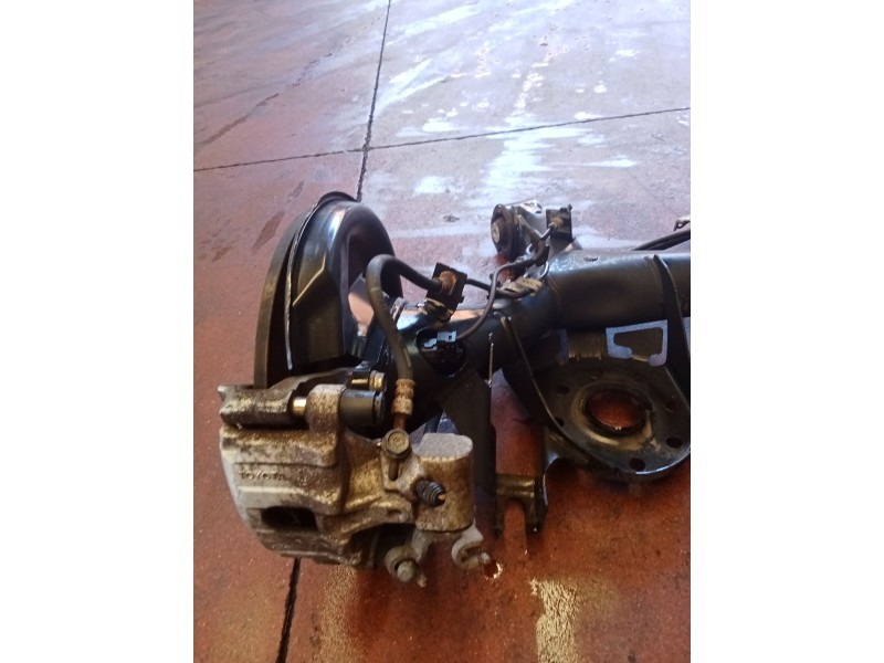 Recambio de puente trasero para toyota yaris active referencia OEM IAM   DISCO/ABS