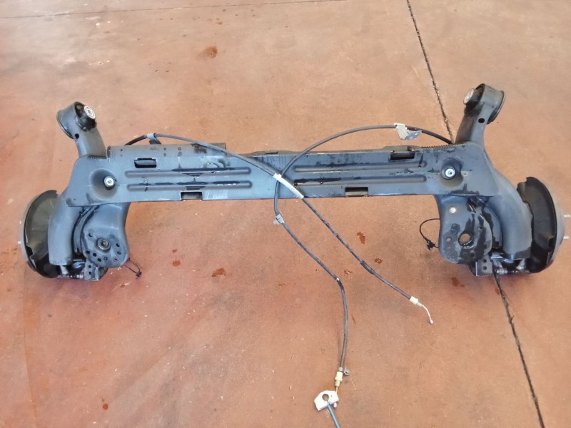 Recambio de puente trasero para ford puma referencia OEM IAM   