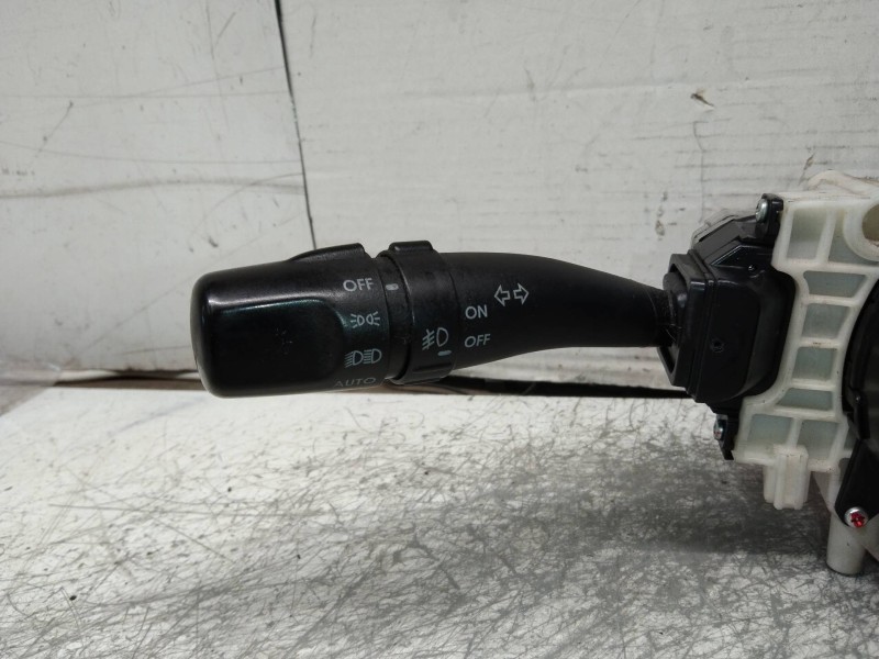 Recambio de mando luces para kia sportage 2.0 crdi referencia OEM IAM   