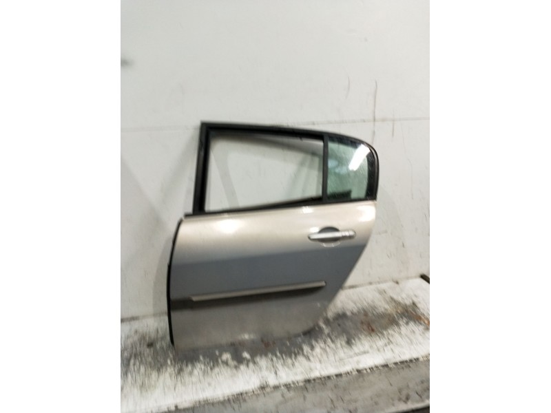 Recambio de puerta trasera izquierda para renault megane ii classic berlina confort authentique referencia OEM IAM  4p 
