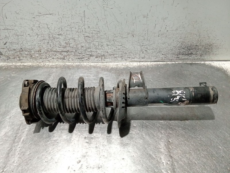 Recambio de amortiguador delantero derecho para seat alhambra (710, 711) 2.0 tdi referencia OEM IAM 7N0413031J  