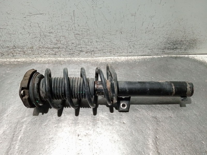 Recambio de amortiguador delantero derecho para seat alhambra (710, 711) 2.0 tdi referencia OEM IAM 7N0413031J  
