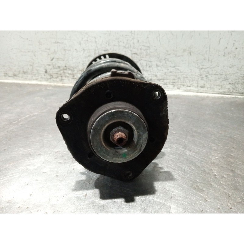 Recambio de amortiguador delantero derecho para seat alhambra (710, 711) 2.0 tdi referencia OEM IAM 7N0413031J  