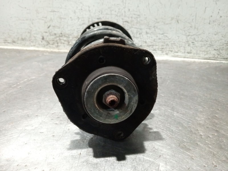 Recambio de amortiguador delantero derecho para seat alhambra (710, 711) 2.0 tdi referencia OEM IAM 7N0413031J  