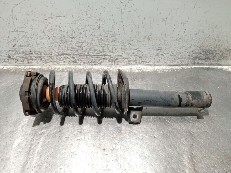 Recambio de amortiguador delantero izquierdo para seat alhambra (710, 711) 2.0 tdi referencia OEM IAM 7N0413031J  