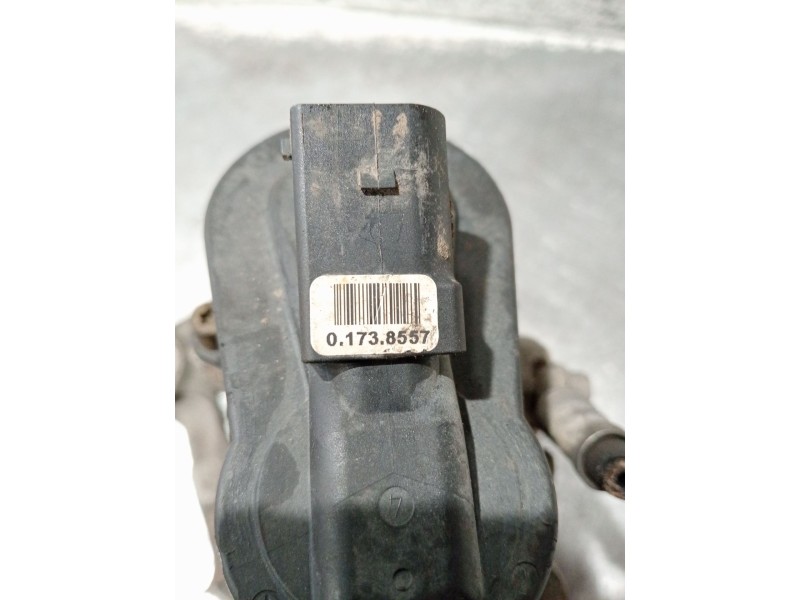 Recambio de pinza freno trasera derecha para seat alhambra (710, 711) 2.0 tdi referencia OEM IAM 01738557  