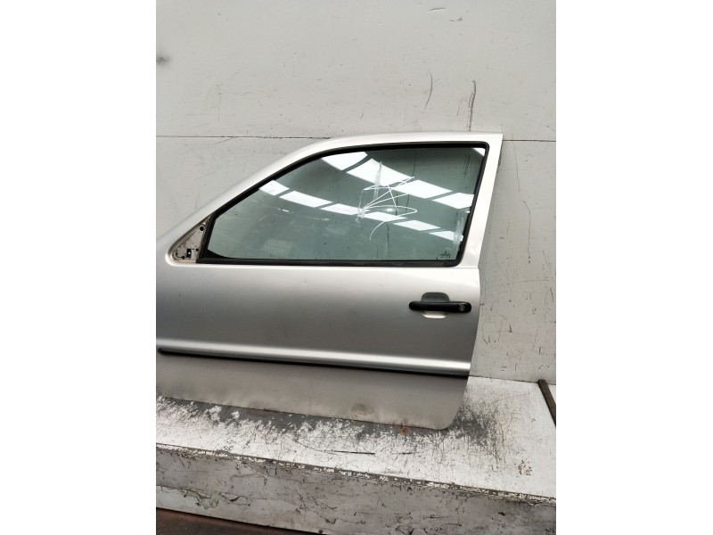 Recambio de puerta delantera izquierda para volkswagen polo berlina (6n1) concept referencia OEM IAM  3p 