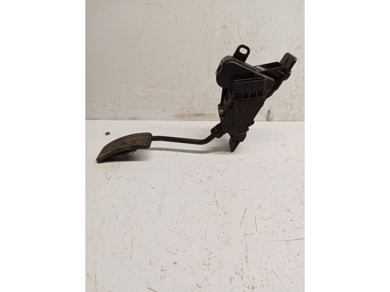 Recambio de potenciometro pedal para mitsubishi montero iv (v8_w, v9_w) 3.2 di-d 4wd (v98w, v88w) referencia OEM IAM APM30017  