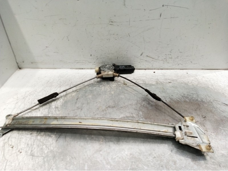 Recambio de elevalunas delantero izquierdo para mitsubishi montero (v20/v40) referencia OEM IAM mb5174750621002803  
