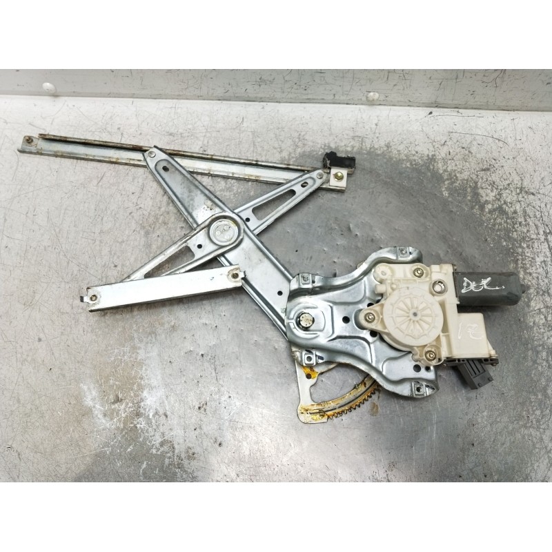 Recambio de elevalunas delantero izquierdo para toyota avensis berlina (t25) 1.8 sol sedán (4-ptas.) referencia OEM IAM 01308220