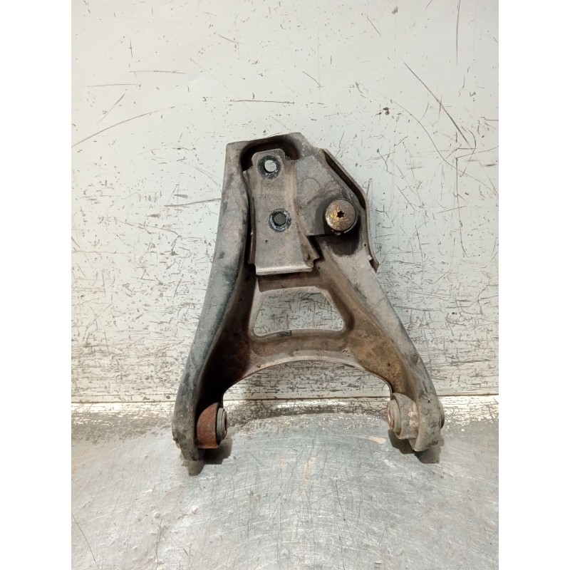 Recambio de brazo suspension inferior delantero derecho para renault clio i (b/c57_, 5/357_) 1.4 referencia OEM IAM   