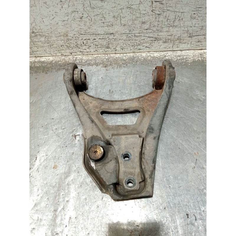 Recambio de brazo suspension inferior delantero derecho para renault clio i (b/c57_, 5/357_) 1.4 referencia OEM IAM   