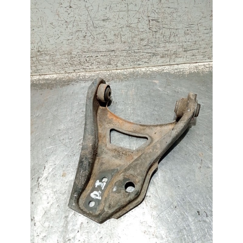 Recambio de brazo suspension inferior delantero izquierdo para renault clio i (b/c57_, 5/357_) 1.4 referencia OEM IAM   