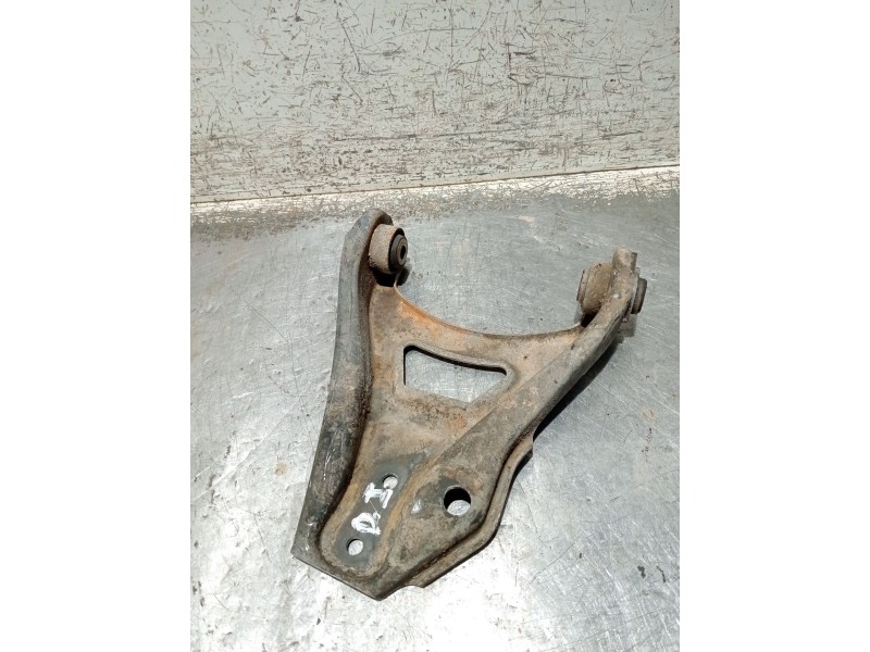 Recambio de brazo suspension inferior delantero izquierdo para renault clio i (b/c57_, 5/357_) 1.4 referencia OEM IAM   