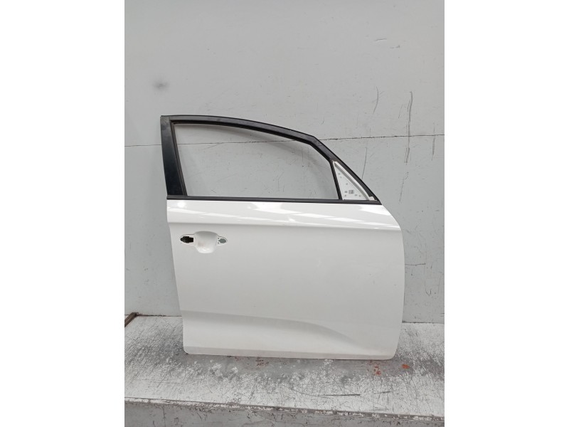 Recambio de puerta delantera derecha para kia carens ( ) referencia OEM IAM  5p 