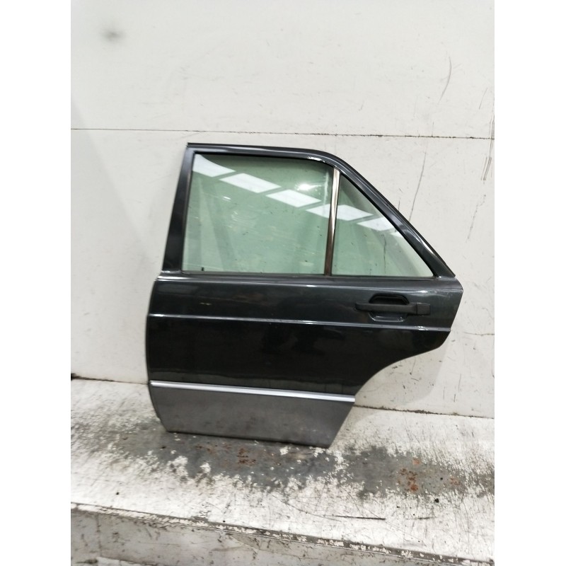 Recambio de puerta trasera izquierda para mercedes-benz clase c (w201) berlina referencia OEM IAM  4p 