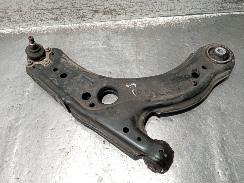 Recambio de brazo suspension inferior delantero derecho para audi a3 (8l) referencia OEM IAM   