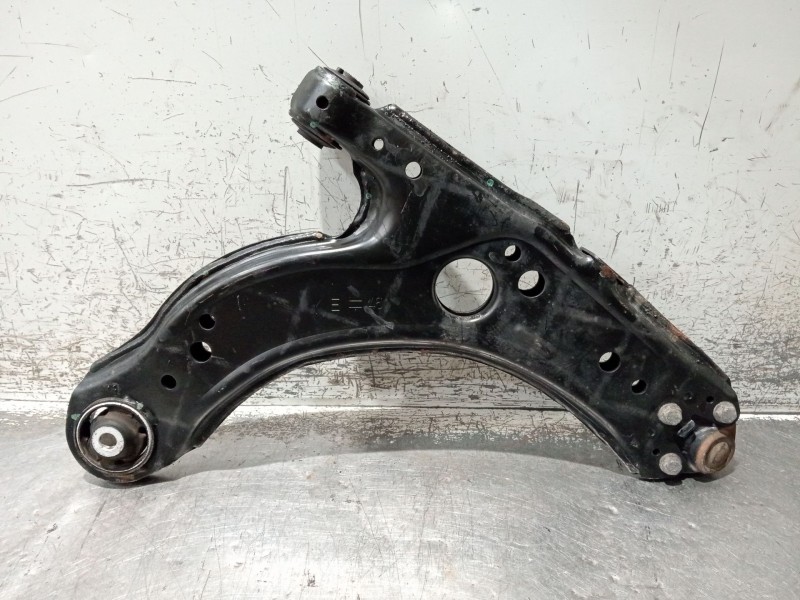 Recambio de brazo suspension inferior delantero izquierdo para audi a3 (8l) referencia OEM IAM   
