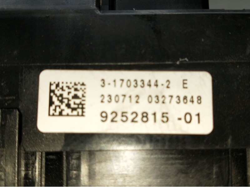 Recambio de caja reles / fusibles para bmw serie 5 lim. (f10) 525d xdrive referencia OEM IAM 23071203273648925281501  