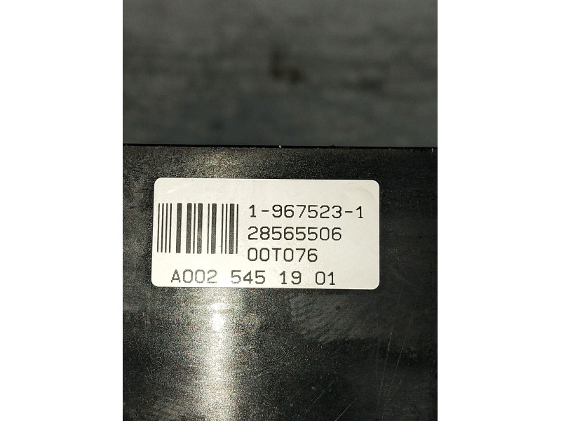 Recambio de caja reles / fusibles para mercedes-benz clase e (w210) berlina diesel 270 cdi (210.016) referencia OEM IAM a0025451