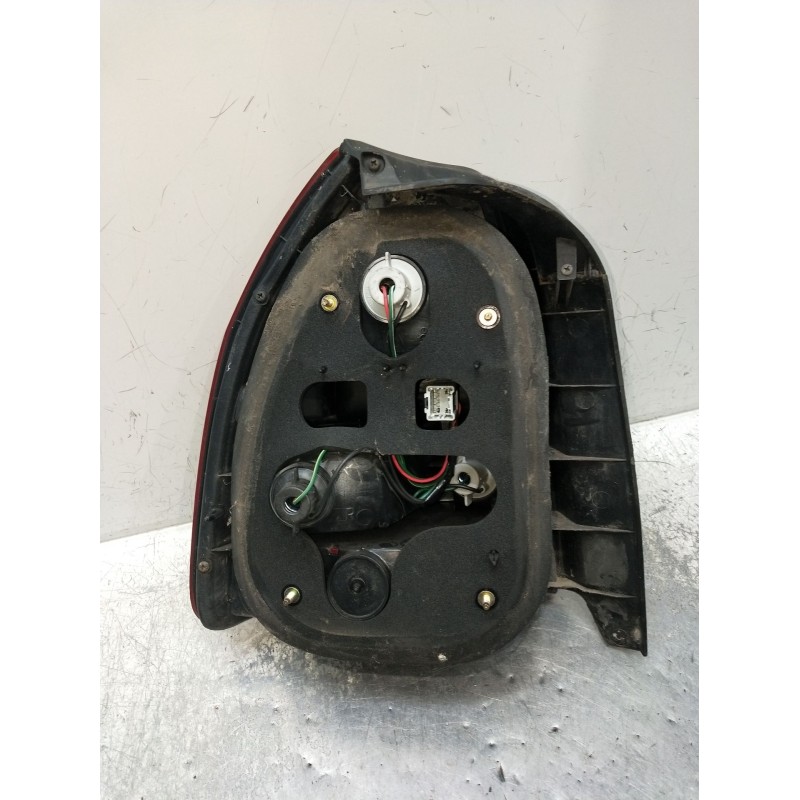 Recambio de piloto trasero derecho para honda civic vi hatchback (ej, ek) 1.5 i (ek3) referencia OEM IAM   