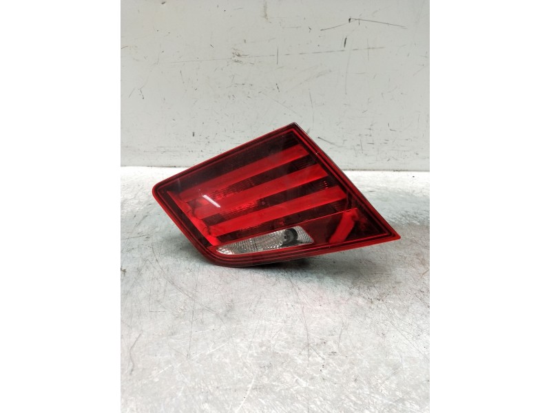 Recambio de piloto trasero izquierdo interior para bmw serie 5 lim. (f10) 525d xdrive referencia OEM IAM 632172032259092zt010235