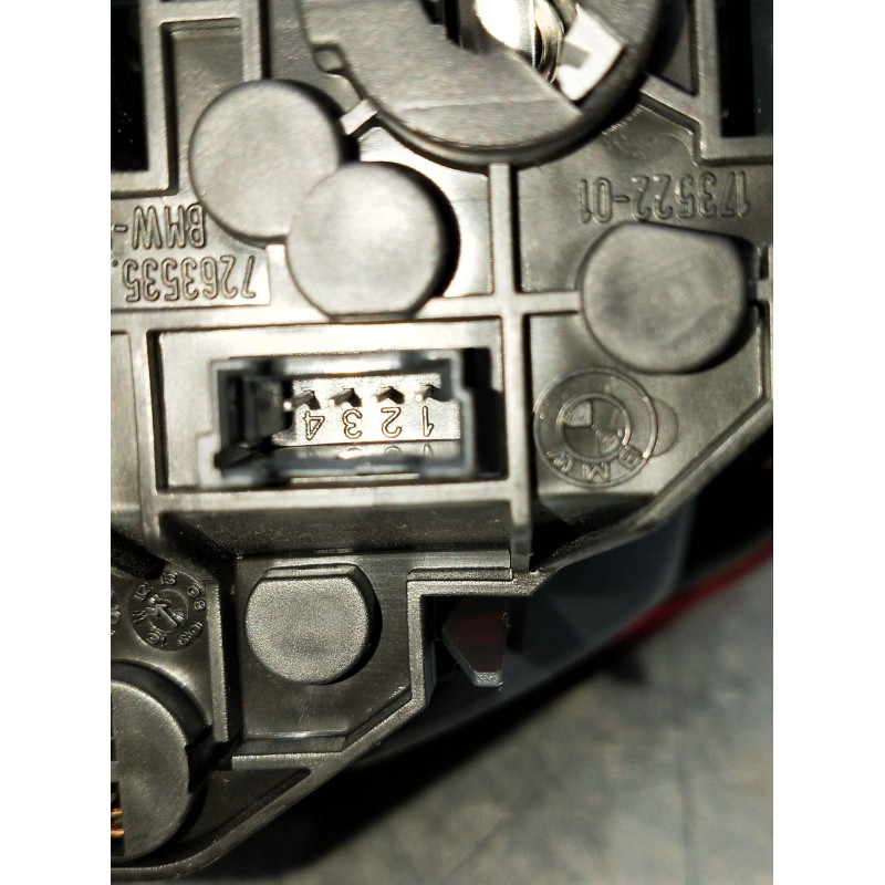 Recambio de piloto trasero izquierdo interior para bmw serie 5 lim. (f10) 525d xdrive referencia OEM IAM 632172032259092zt010235