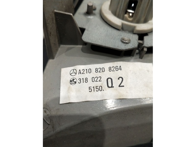 Recambio de piloto trasero derecho para mercedes-benz clase e (w210) berlina diesel 270 cdi (210.016) referencia OEM IAM a210820