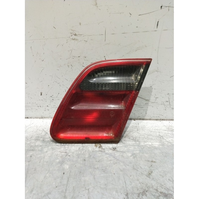 Recambio de piloto trasero derecho interior para mercedes-benz clase e (w210) berlina diesel 270 cdi (210.016) referencia OEM IA
