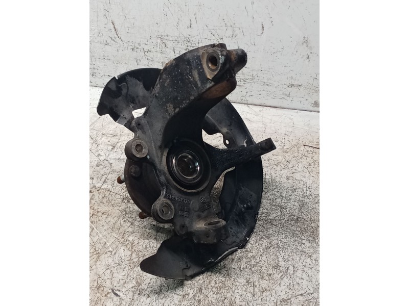 Recambio de mangueta delantera derecha para volvo s40 berlina 1.6 d kinetic referencia OEM IAM   